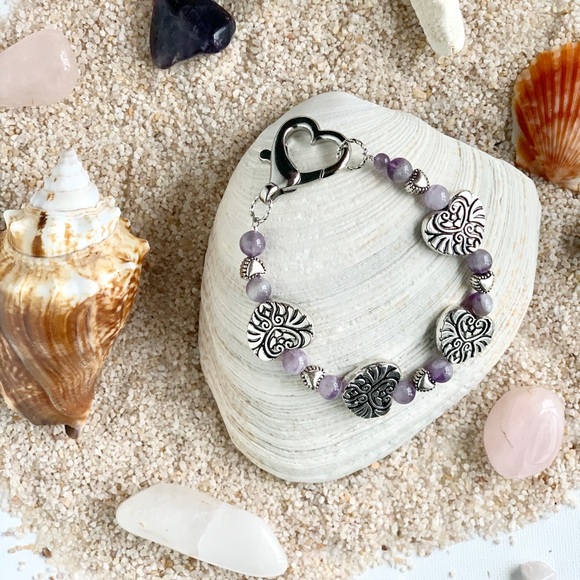 Genuine Amethyst and Heart Beaded Bracelet - Whole Heart of the Earth - Picture 2 of 5